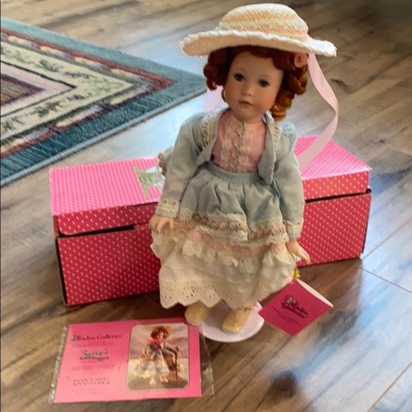 Toy - Picture 1 of 12